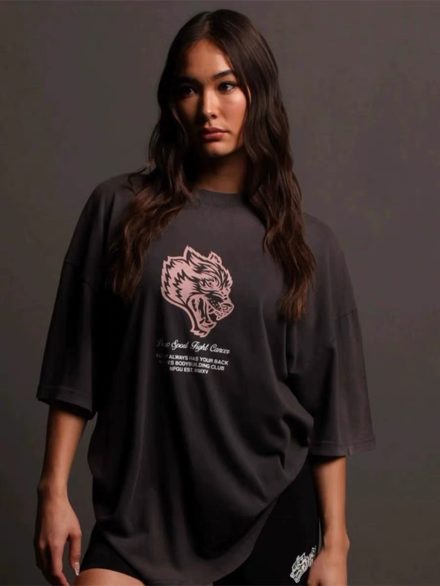 Белая классическая футболка с  – обзор и цена Streetwear Gym Brand